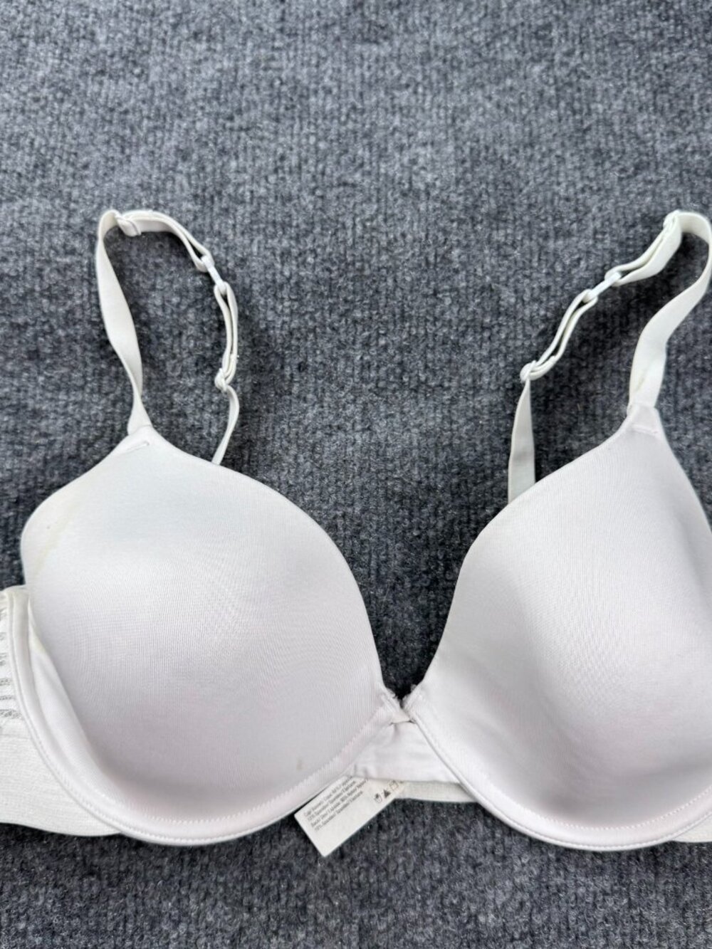 Maidenform SN9100 Underwire TShirt Bra White sz 36C Convertible Wire little band